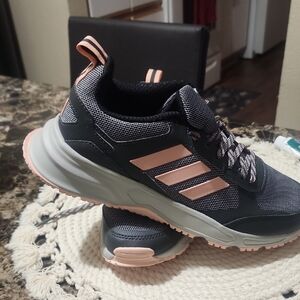 Adidas Women's Black and Pink Sneakers